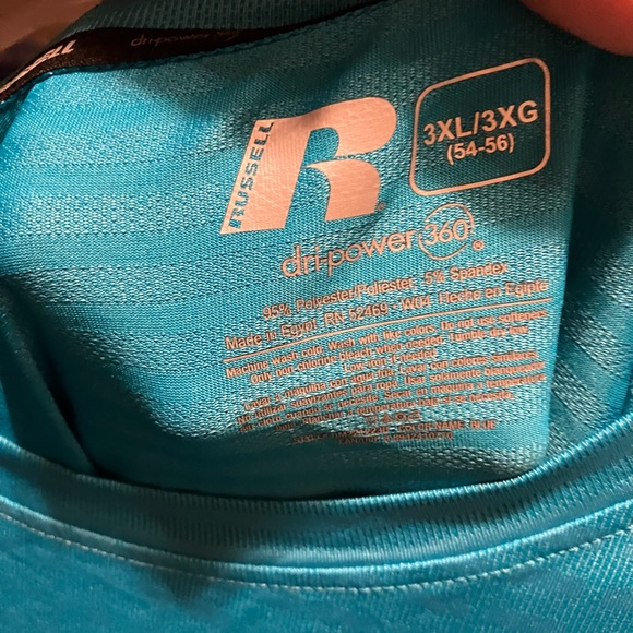 Active wear t-shirts. Great condition - Picture 2 of 16